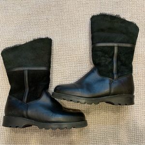 LA CANADIENNE Leather and Shearling Calf Boot Marked 6.5. More Like Size 6. EUC